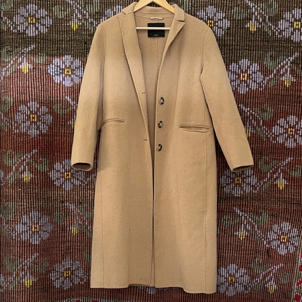 Elegant Tan Women's Coat